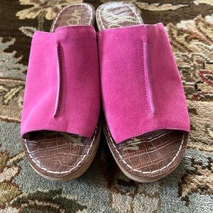 Sam Edelman fuchsia suede platform slide sandals, sz 7.5